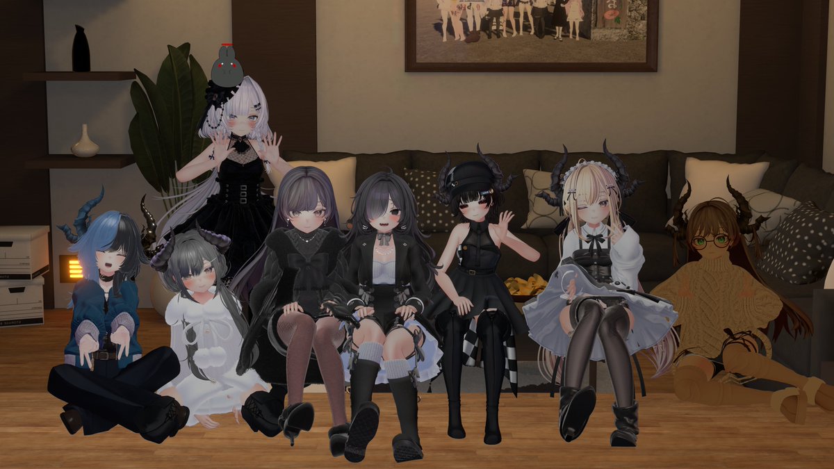 Another fun gathering! 🤗✨👩‍👩‍👧‍👧
#KIRSCH3D #VRChat