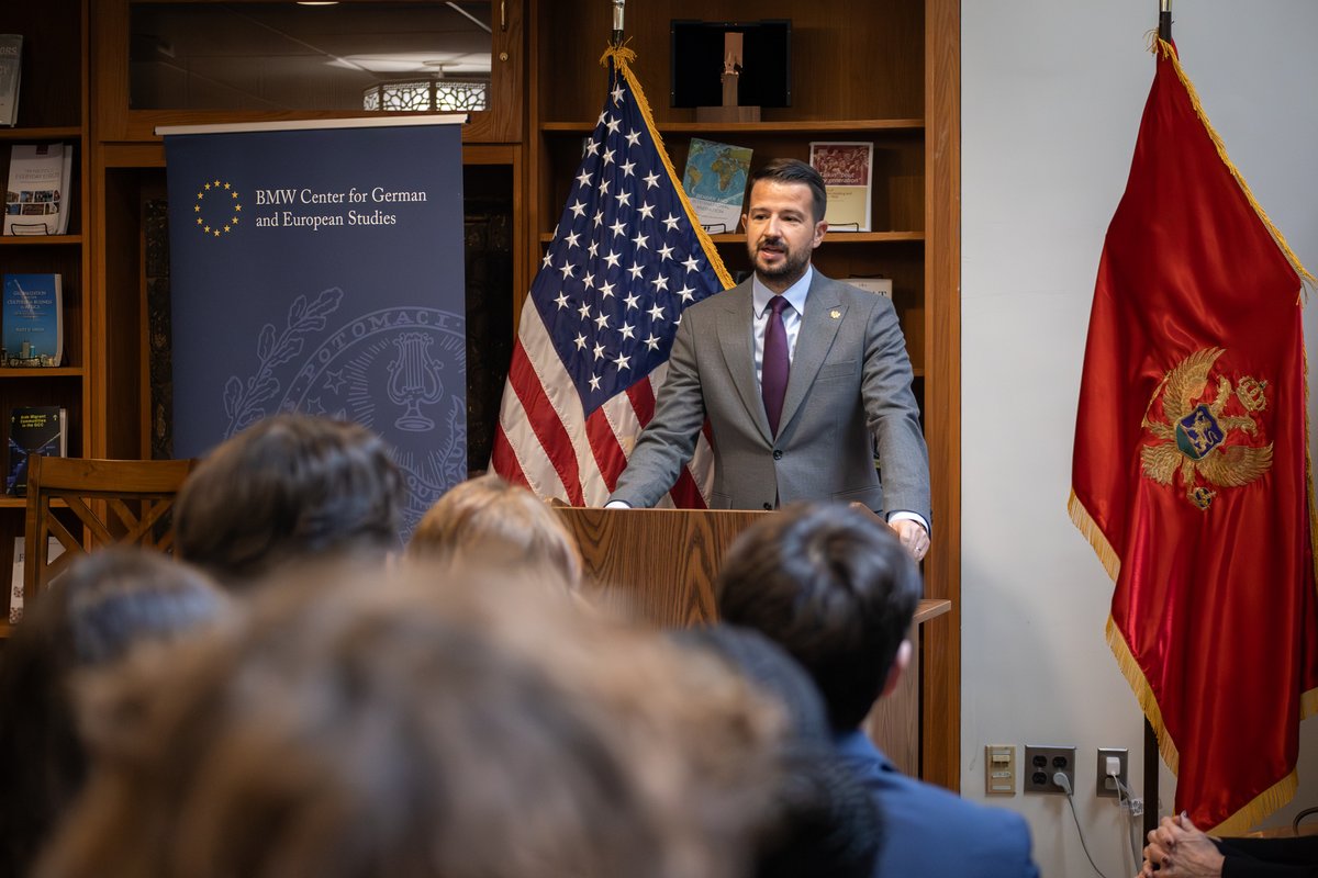 georgetownsfs's tweet image. Last week, Montenegro’s President H.E. @JakovMilatovic joined @GUDiplomacy and @EuropaSaxa for a talk on Montenegro’s path to EU membership, its role in regional stability and what its acceptance could signal about the future of EU enlargement. 🇲🇪