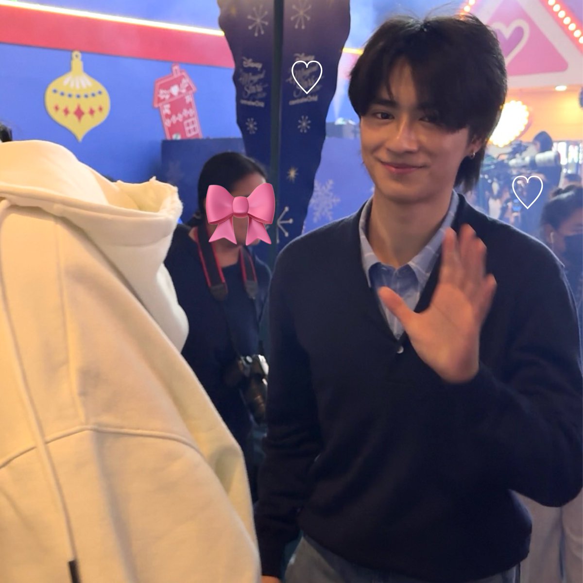 babyjomnang's tweet image. 🫳🏻🥹🎀♡♡♡

#VVV_TRIPLEV #JUNIOR_VVV