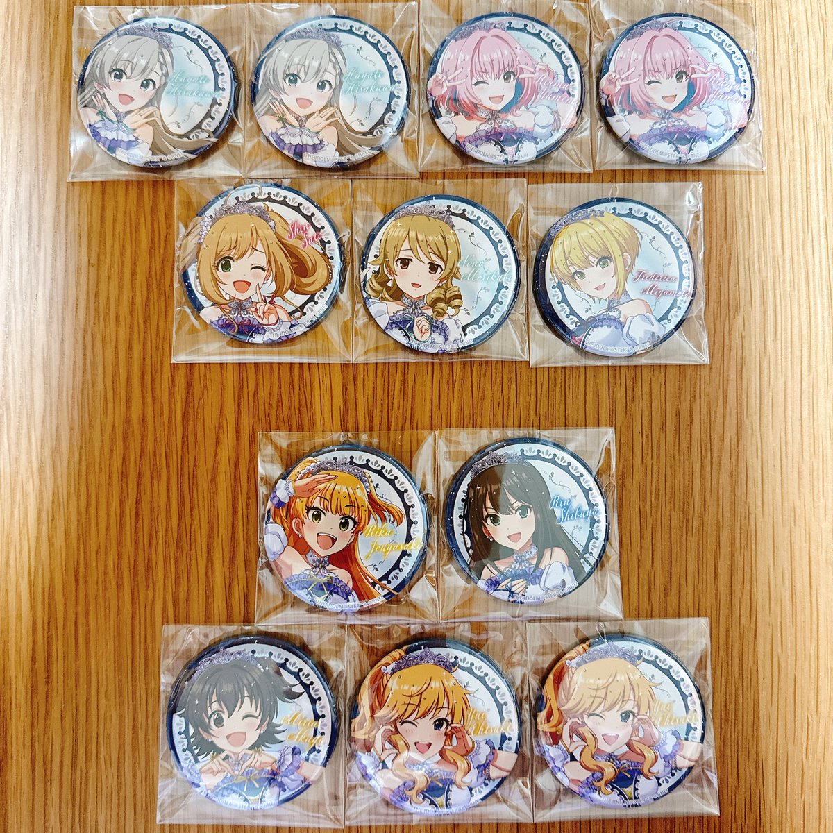 交換 譲渡】 アイドルマスターシンデレラガールズ デレマス 缶バッジ B