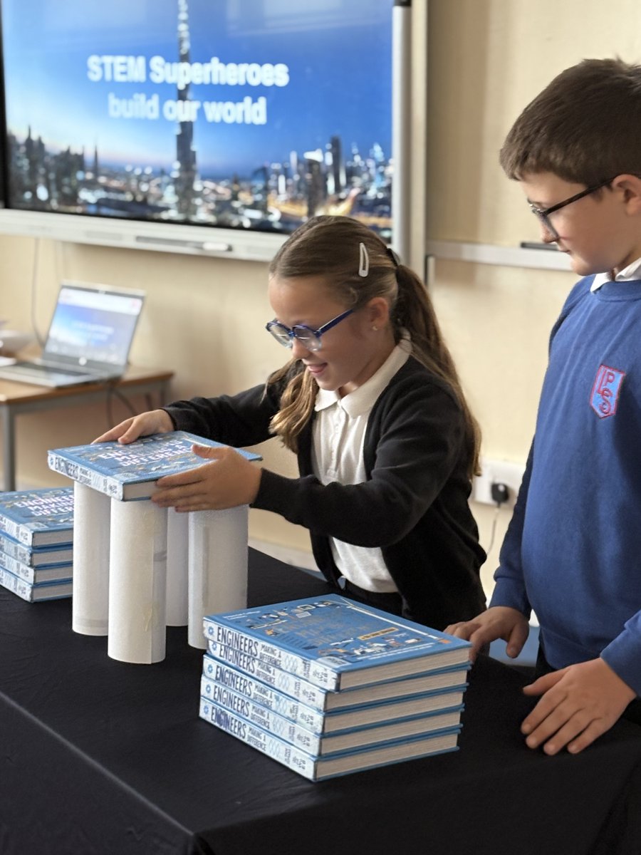 STEM_Michelle's tweet image. Thank you @Lumphinnans_PS  for being @STEMAZING1! Well done for bringing the curiosity, creativity and courage in our @DNEEkoSTEM  interactive assembly and class workshops. #BringTheFun #STEMForAll