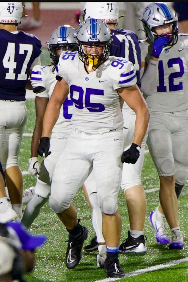 ConnorOwls65's tweet image. Thankful for all my teammates, friends, and family who helped make this senior season great. 
My senior stats:
91 total tackles
54 solo
2 sacks
9 TFLs
1 FF/FR
1 blocked punt
2 pass breakups
90 KR yards, 22 long
@OWFootball #pushtherock @ElevateRecruits @jeremycrabtree #grit…