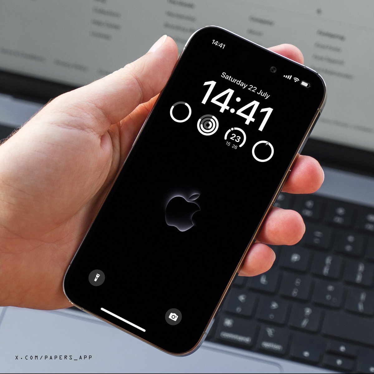 Papers_app's tweet image. Minimal Apple Wallpaper 😍