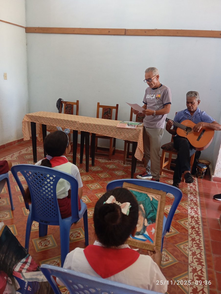 Se rinde homenaje a nuestro pionero mayor desarrollando el Simposio #Fidel vive entre nosotros  en el Museo Rosendo Arteaga Guerra Jobabo con representación de estudiantes pertenecientes a diferentes enseñanzas de #EducaciónJobabo