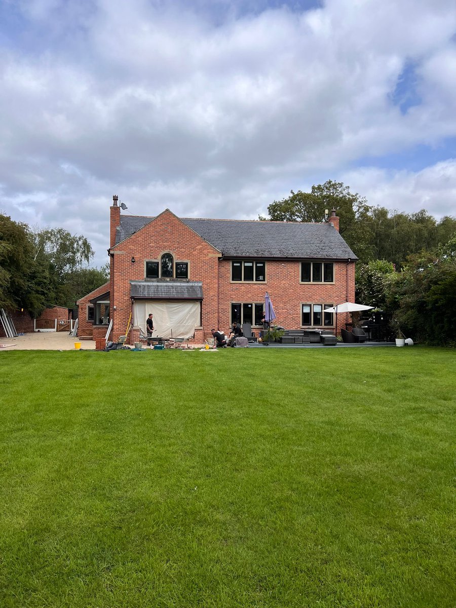 mcrwindows's tweet image. Last of the sales 🖤

It’s Black Friday week quote “Social Media” when you call and get a discount on windows &amp;amp; doors. Free quotes and finance options available.

0800 232 1714
manchesterwindowsltd.co.uk

#ManchesterWindows #BlackFriday #LastOfTheSales #FreeQuotes