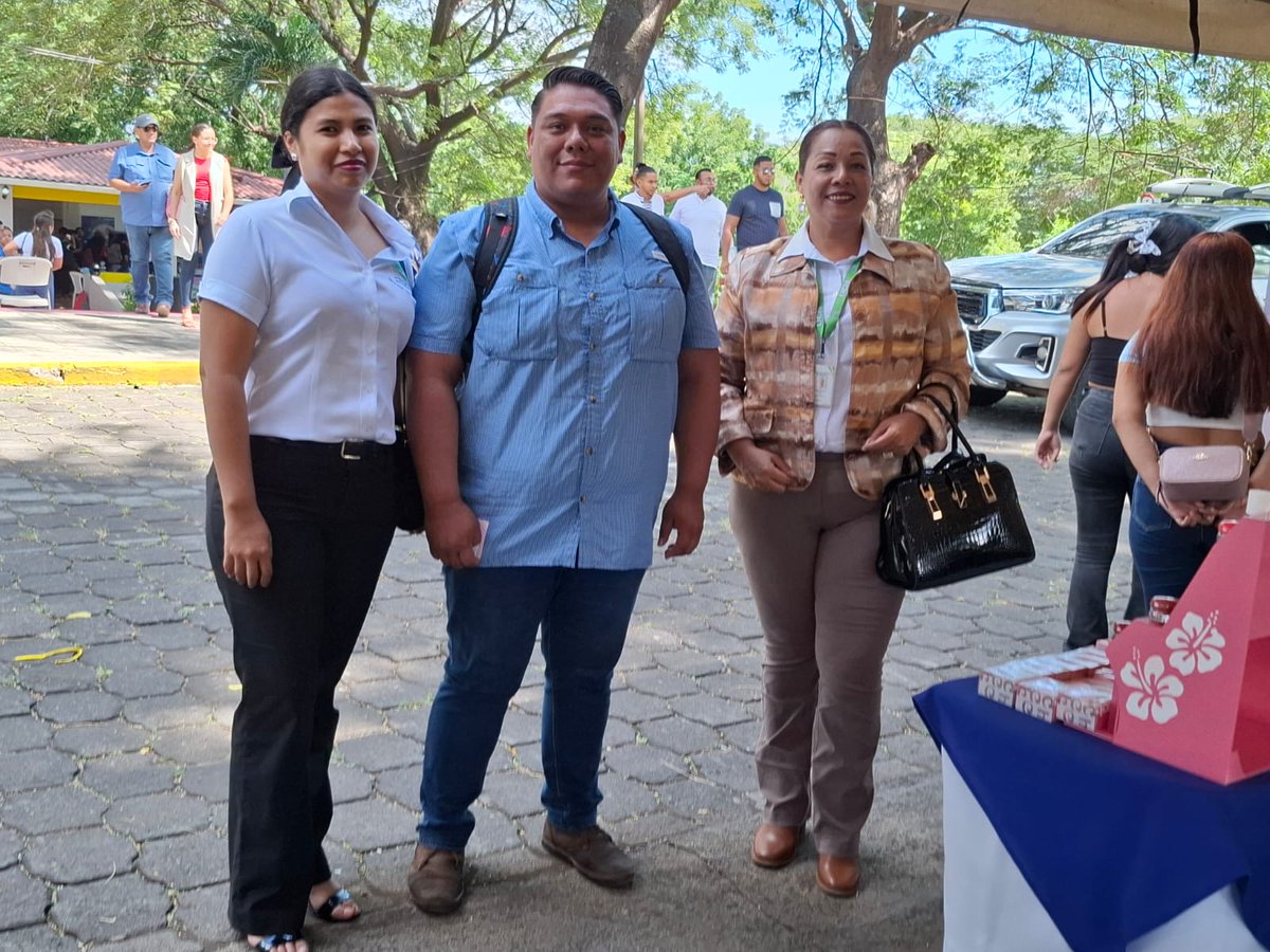 ucn_central's tweet image. UCN participó en el Encuentro Nacional de Innovación y Emprendimiento convocado por la SETEC, destacando talento tecnológico, cultural y emprendedor. La representación institucional reforzó el compromiso con la creatividad y el desarrollo de capacidades innovadoras. Más en:…