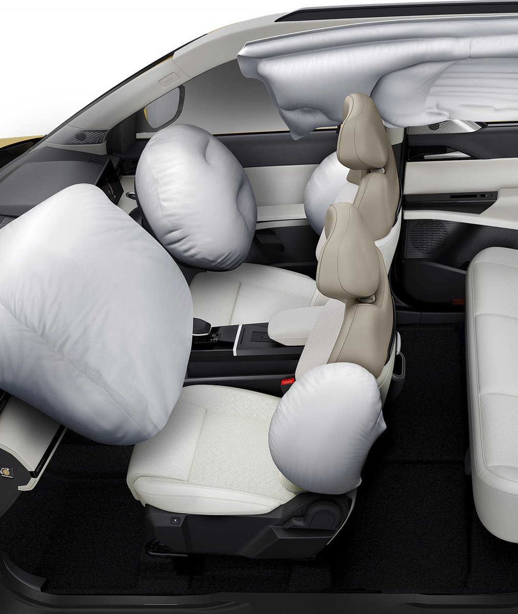 yabhishekhd's tweet image. Tata Sierra Ice has launched in India at an introductory price of ₹11.49 lakh.