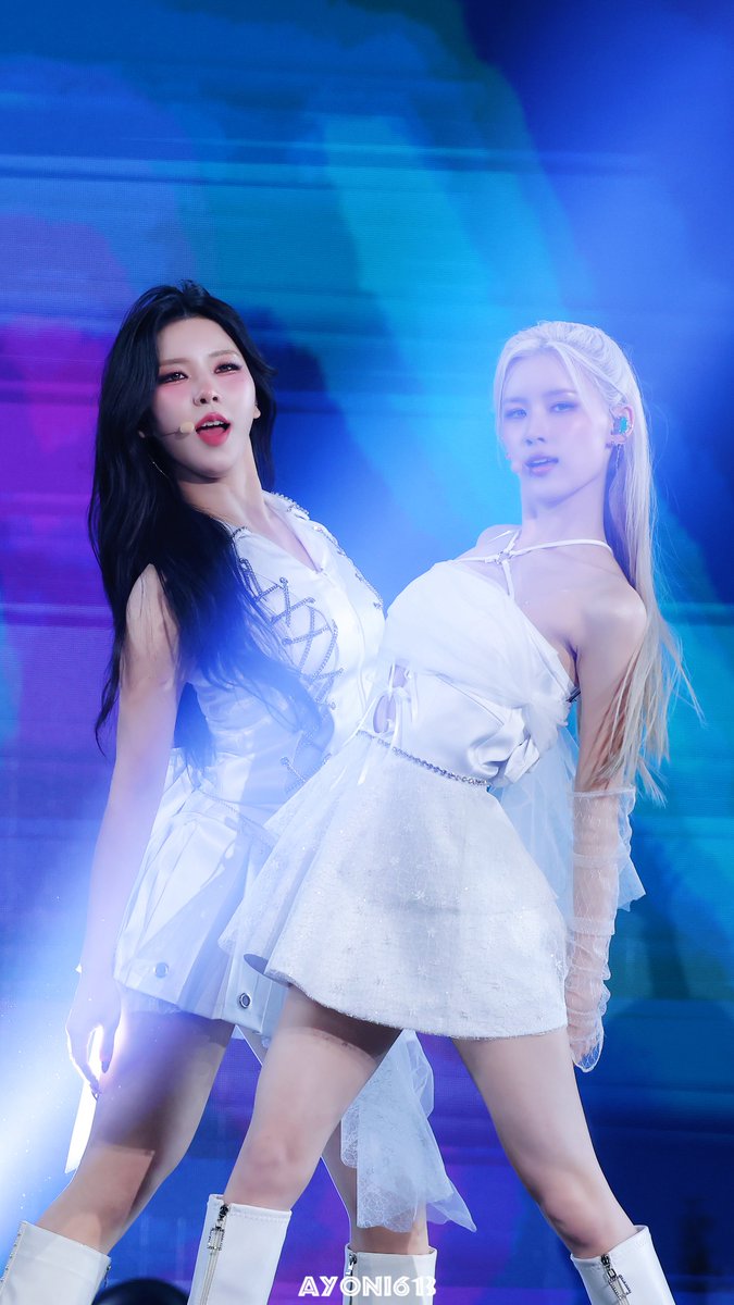 ayoni613 tweet media