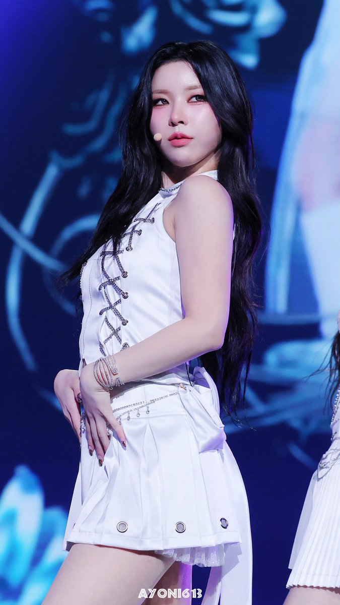 ayoni613 tweet media