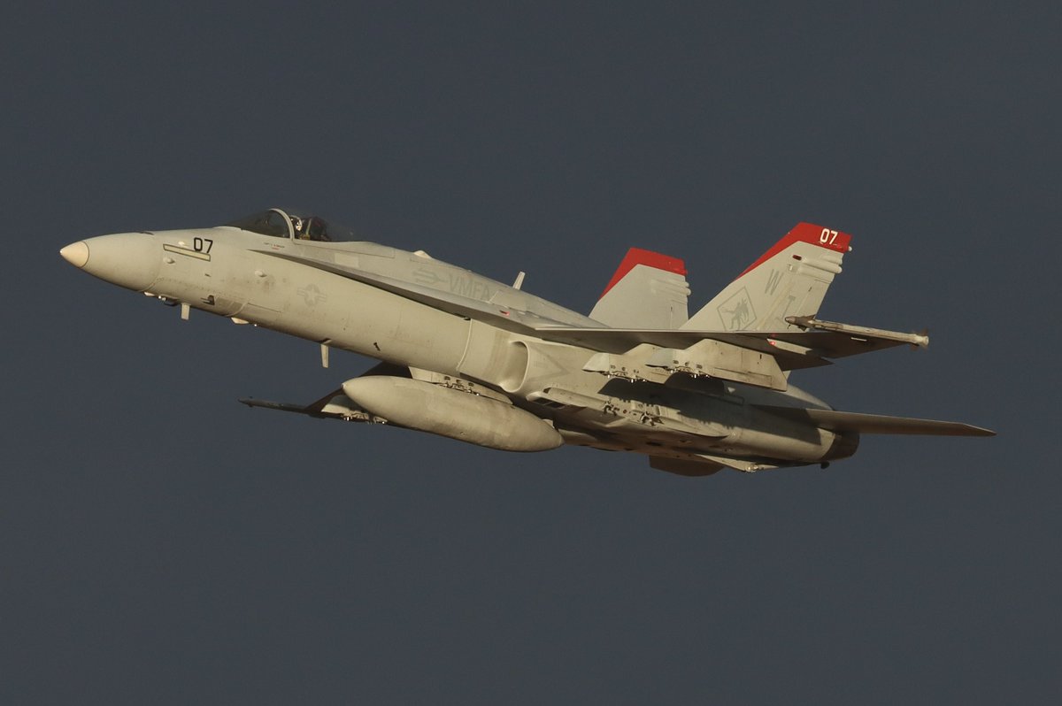 battletank2010's tweet photo. 2025.11.24 RJSM
日没間際、どん曇りとヒヤヒヤでしたが離陸直前に晴れ間が😈 https://t.co/l96Ne1MQJH