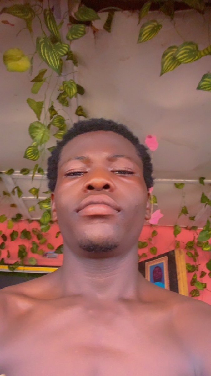 akinshenry58's tweet image. After a week of being sick with no strength for my barber training, I finally made it back to the shop today. Still stressed from cleaning up, but happy to be back.
#BackToWork #BarberLife #GettingBetter #Grateful #BetterDaysAhead