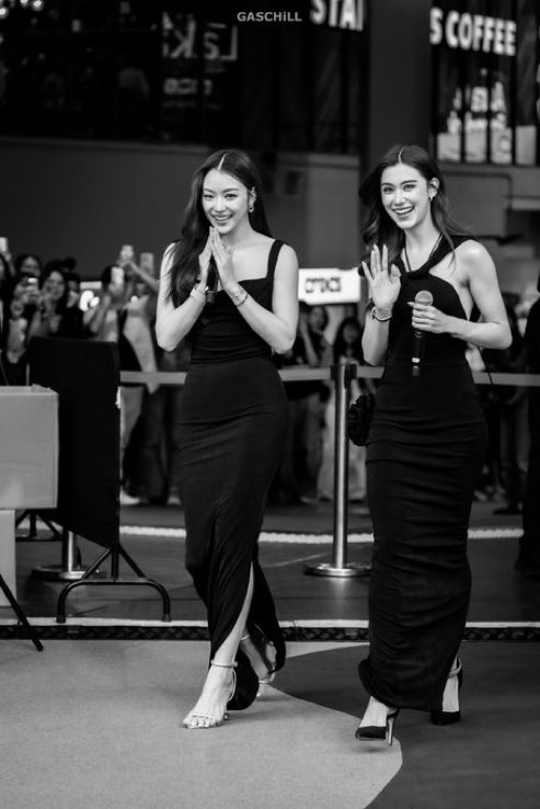 Happy birthday to these beauties 🧸🦋🫶
🎉🥳
<a href="/lena__lorena/">Lalinalena 🦋</a> <a href="/miunatshaa/">Natsha T.🧸</a>