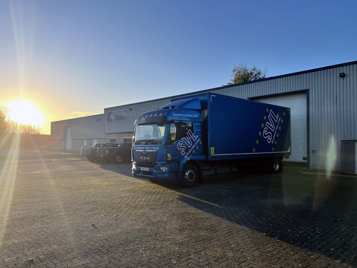 Another load going into the West End.😊