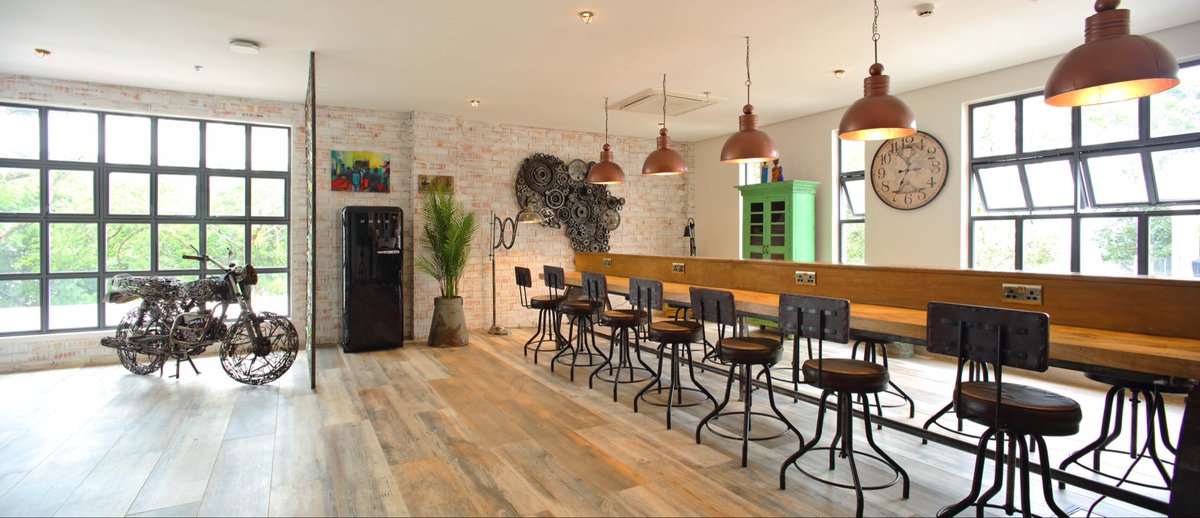 TheLatitude0's tweet image. Sometimes all you need is a new environment to unlock new ideas.✨

The Works Hot-desking zone offers comfort, focus, and the freedom to work your way.