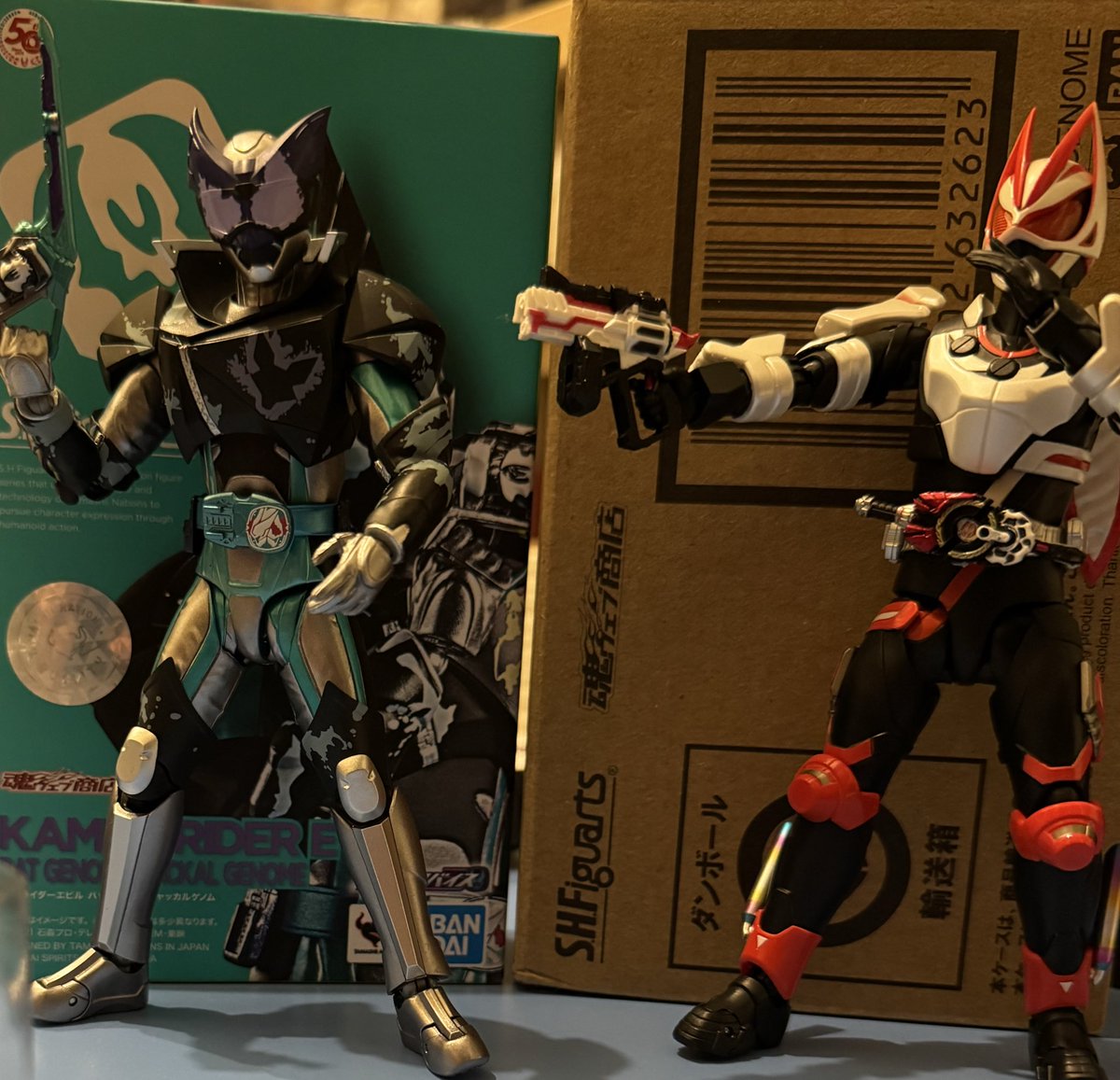 心心念念隻evil 三年
終於帶回家了
宜家同geats 一齊住蝸居先
(仲未安排好隻build入住）
出花紅再考慮買mark 9🥲