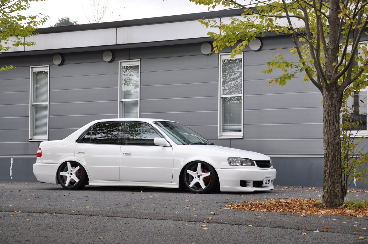 runxta3's tweet image. 左右履き大好きマン