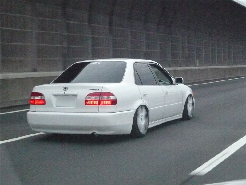 runxta3's tweet image. 左右履き大好きマン