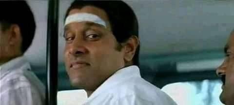 mdxak's tweet photo. @priyanaair Trailer edhuvum 15hrs run time la vida poringala madam🙂 https://t.co/DOs1HJpNa0