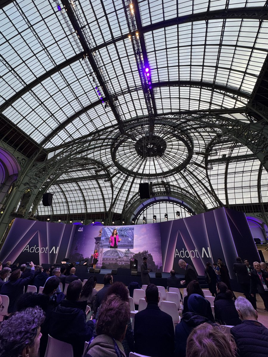 martinschultz's tweet photo. #AdoptAI - the world’s coldest tech confernce 🥶 https://t.co/Ntptk2AnSS