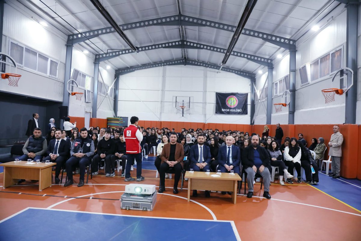 📍Afet Farkındalık ve İlk Yardım Eğitimi programımız kapsamında, 

📚Vali Hayri Kozakçıoğlu Anadolu Lisesi'nde öğrencilerimiz ile bir araya geldik.

Okul yönetimimize, İlçe Milli Eğitim Müdürlüğümüze, muhtarımıza, İlçe AFAD ve Kızılay’a destekleri için teşekkür ediyorum.