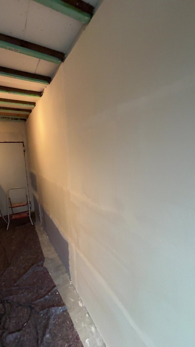 Und wieder ein Tag Verzögerung weil mein dad zu wenig spachtelmasse gekauft hat…