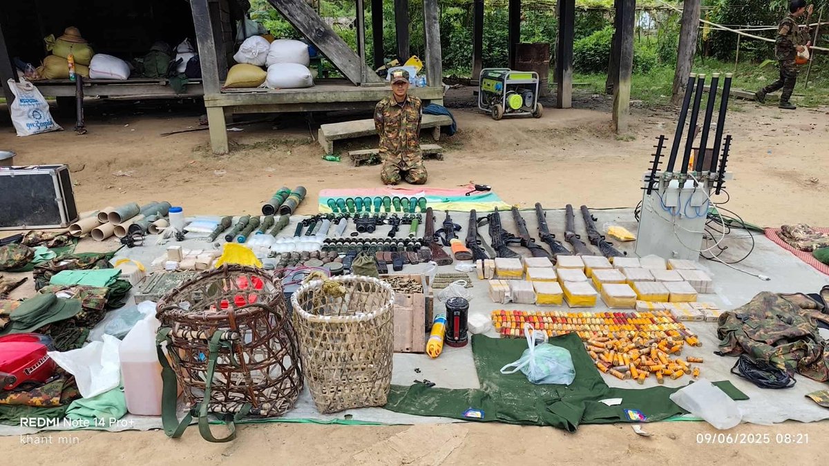 TheChindwin's tweet image. Mawlaik Revolution - a local People Defence Force (PDF) in Mawlaik township - has claimed that the group has fully seized 8 military camps and controls at least 17 villages in the township located in the northern Sagaing region of Myanmar. 

The Mawlaik Revolution, a local People…