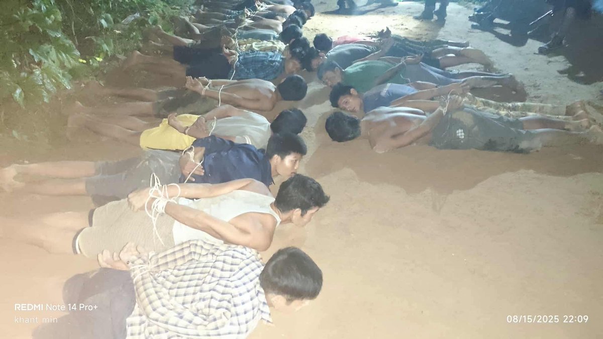 TheChindwin's tweet image. Mawlaik Revolution - a local People Defence Force (PDF) in Mawlaik township - has claimed that the group has fully seized 8 military camps and controls at least 17 villages in the township located in the northern Sagaing region of Myanmar. 

The Mawlaik Revolution, a local People…