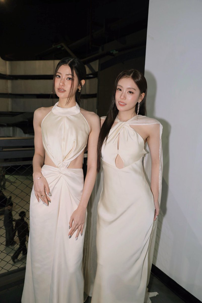 WishUponAStarTH's tweet image. “เมื่อดาวทั้งสองดวงมาเจอกัน” 

คืนนั้นฉันมองเห็นดาวด้วยตาเปล่า Wish upon a star 💫
🎥 youtu.be/gniuiRNJh10 

#WishUponAStarSeries
#GMMTV2026