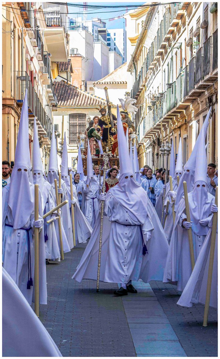 Málaga.
<a href="/turismodemalaga/">Málaga Turismo</a>
<a href="/OrgullodeMalaga/">Orgullosos de Málaga</a>
<a href="/MalagaEnamorada/">Enamorado Malaga</a>
<a href="/vivecostadelsol/">Vive Costa del Sol</a>
<a href="/viveandalucia/">Vive Andalucía</a>
<a href="/feelcostadelsol/">Feel Costa del Sol</a>
<a href="/EnamoradaMalaga/">Enamórate de Málaga</a>
<a href="/mlgmonumental/">Málaga Monumental</a>
<a href="/serdemalaga/">Ser de Málaga</a>
<a href="/Storm_Malaga/">Storm Málaga</a>
<a href="/Eltiempoalsur/">𝔼𝕝 𝕥𝕚𝕖𝕞𝕡𝕠 𝕒𝕝 𝕤𝕦𝕣</a>
<a href="/serdemalaga/">Ser de Málaga</a>
<a href="/Malagaconacento/">Málaga con acento</a> 
<a href="/HdadSalutacion/">Hermandad de La Salutación</a>