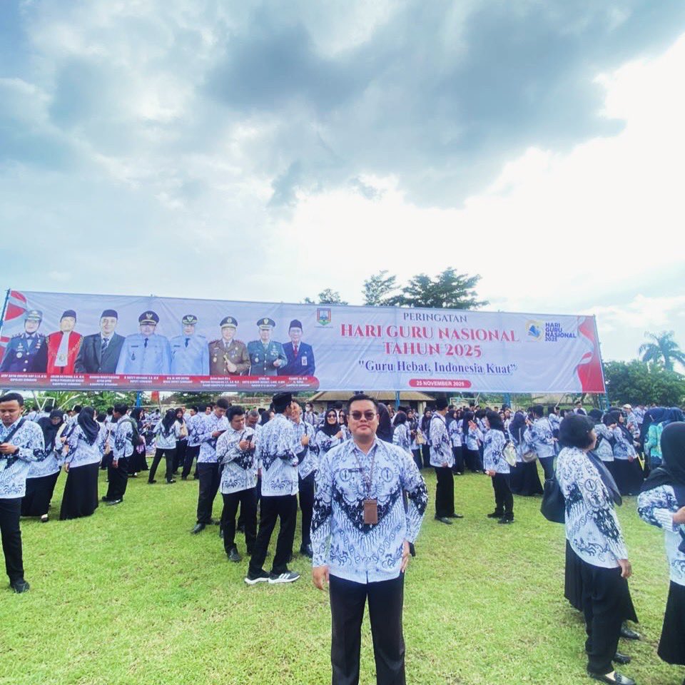 Febaik's tweet image. Selamat Hari Guru Nasional 😊
#hariguru