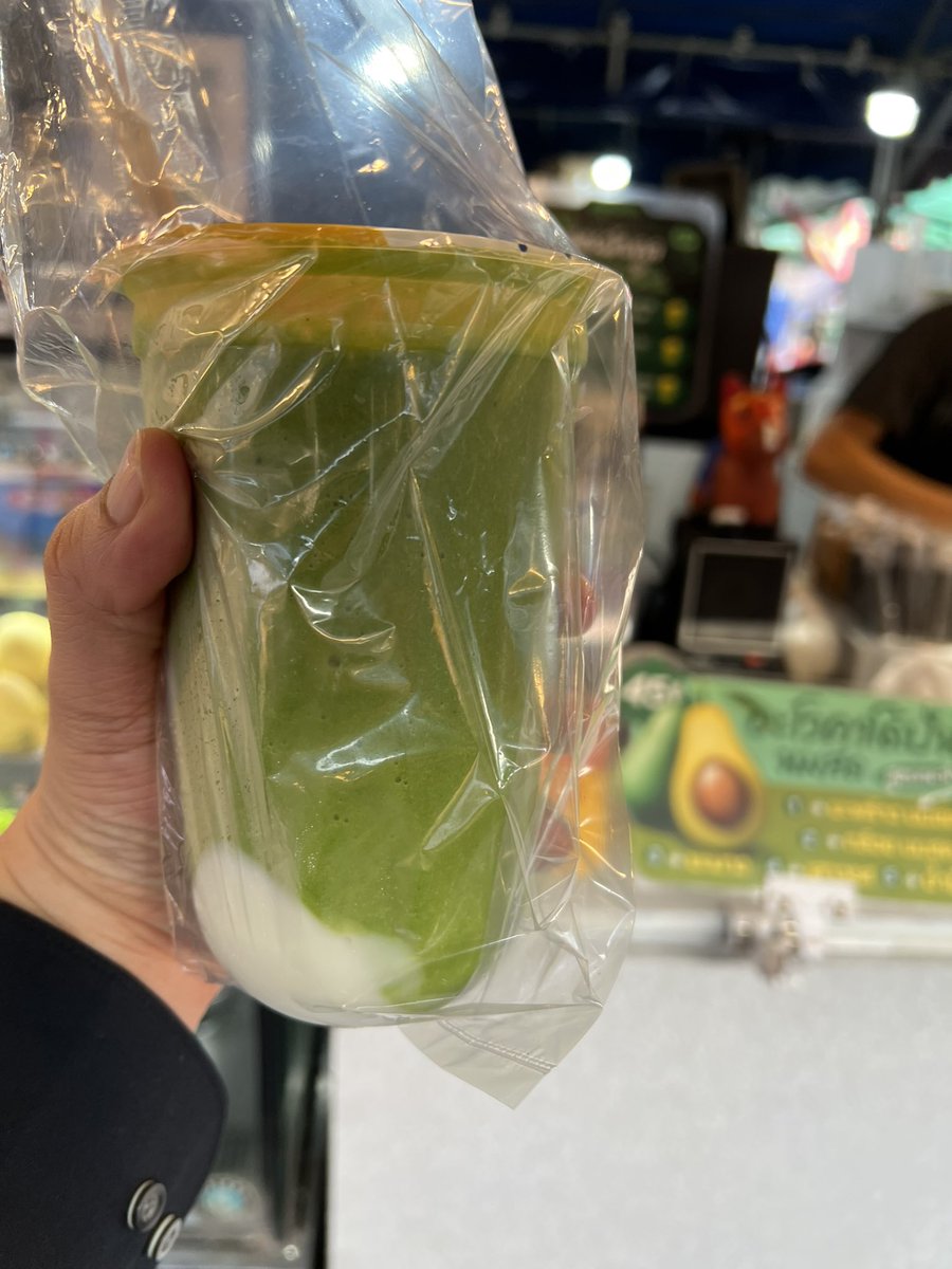 PFenrisulfr's tweet image. เมื่อวานไปลองเมนูน้ำสุขภาพมาครับ สุขภาพมั้ยนะ 😄
- สมูทติก้า สูตรผักเคล 3 
ถ้าเป็นคนชอบกินผักก็จะอร่อยเลยครับ แต่ถ้าไม่ชอบมันก็จะฝืน ๆ หน่อย แต่มันอร่อยนะ อยากให้ลองกัน 😉
#Lucenes #SigmaFangs #CeraKins #FumiHausu #L8Nighters