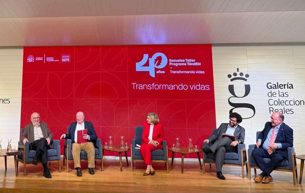 zincaman's tweet image. Ayer celebramos el 40 aniversario de las Escuelas Taller–Programa TándEM, una iniciativa de @empleo_SEPE que desde 1985 ha beneficiado a más de 1 millón de personas. En ZINCAMAN estamos orgullosos de habernos sumado a través de #AMAI y #RUZI: más de 120 jóvenes formados en #CLM🙌