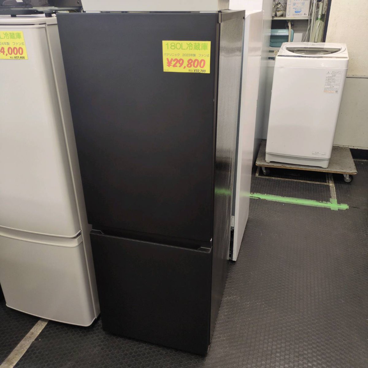 本日商品入荷情報 180L冷蔵庫 パナソニック 2023年製 配達もできます
