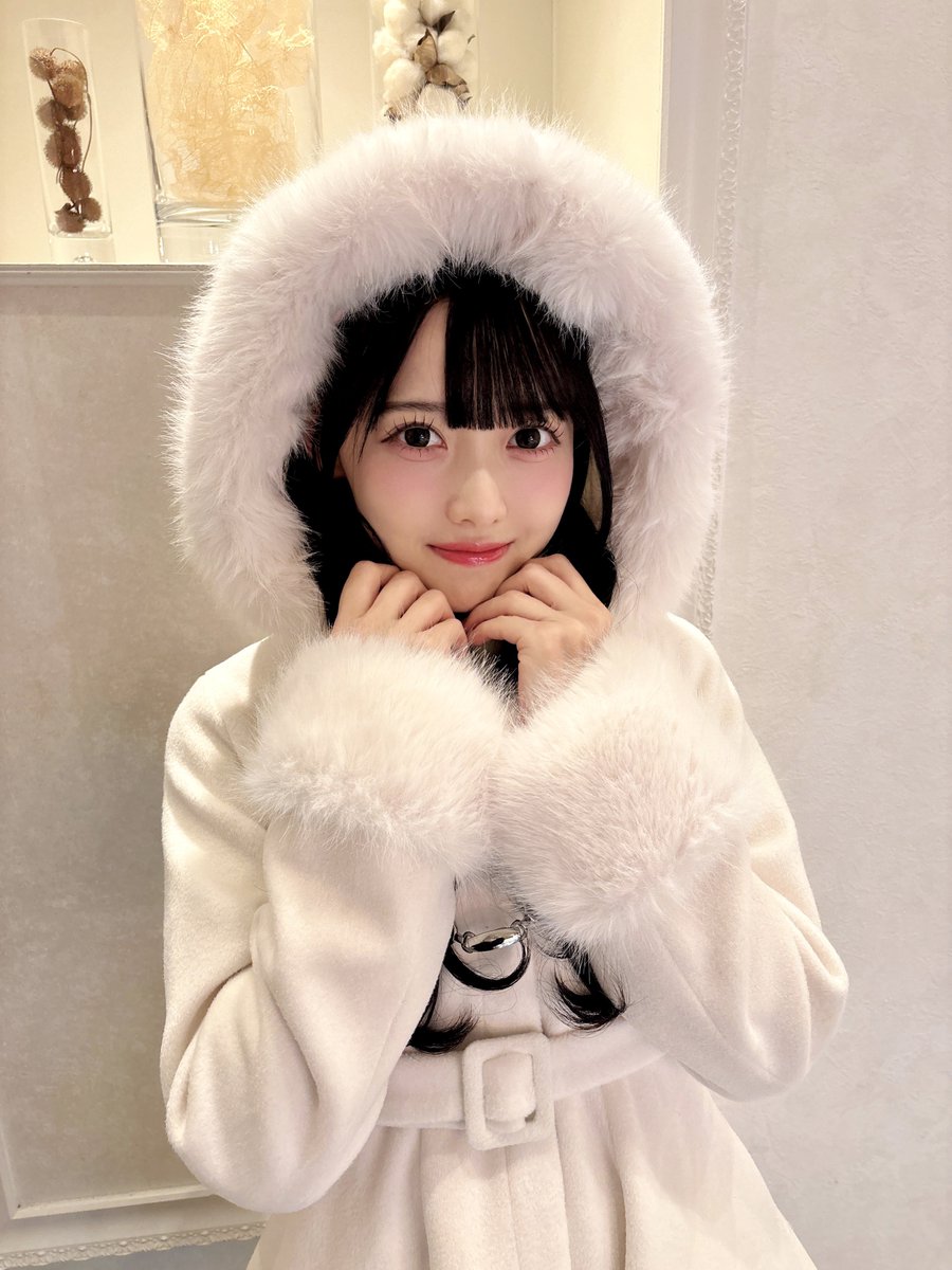 momonamatsumoto's tweet image. #ぽしのおしらせ🎀

“#高嶺のなでしこ ✖️ #michellMacaron “
コラボアイテムの販売が決定💝

だいすきな #ミシェルマカロン さんと
ももなのコラボアイテムも登場💕

12/1 12時スタート
❥❥ mycolor.jp/michellmacaron…

おそろいにしてくれたら嬉しいです🩷
ぜひチェックしてね🪄💫

どのももなすき？🎀