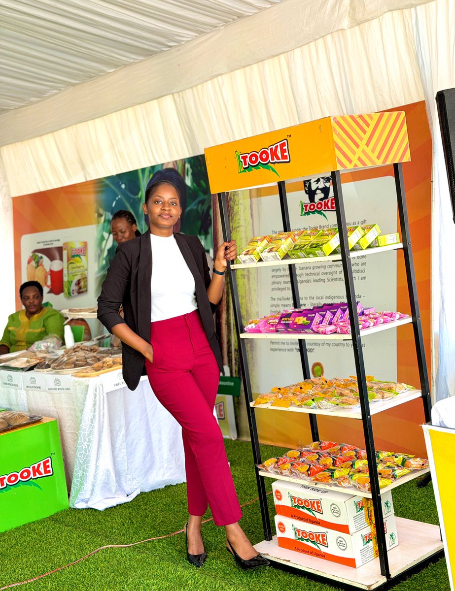 LindaEvelyn_N's tweet photo. It’s official, Uganda is hosting a national cook-off using our own gluten-free Tooke flour.
Chefs & bakers will compete from January to March 2026, leading to a grand finale in April.
Entries are now open…
#CreateAndCookeWithTooke | #BUBU https://t.co/aMaYCUKv4r