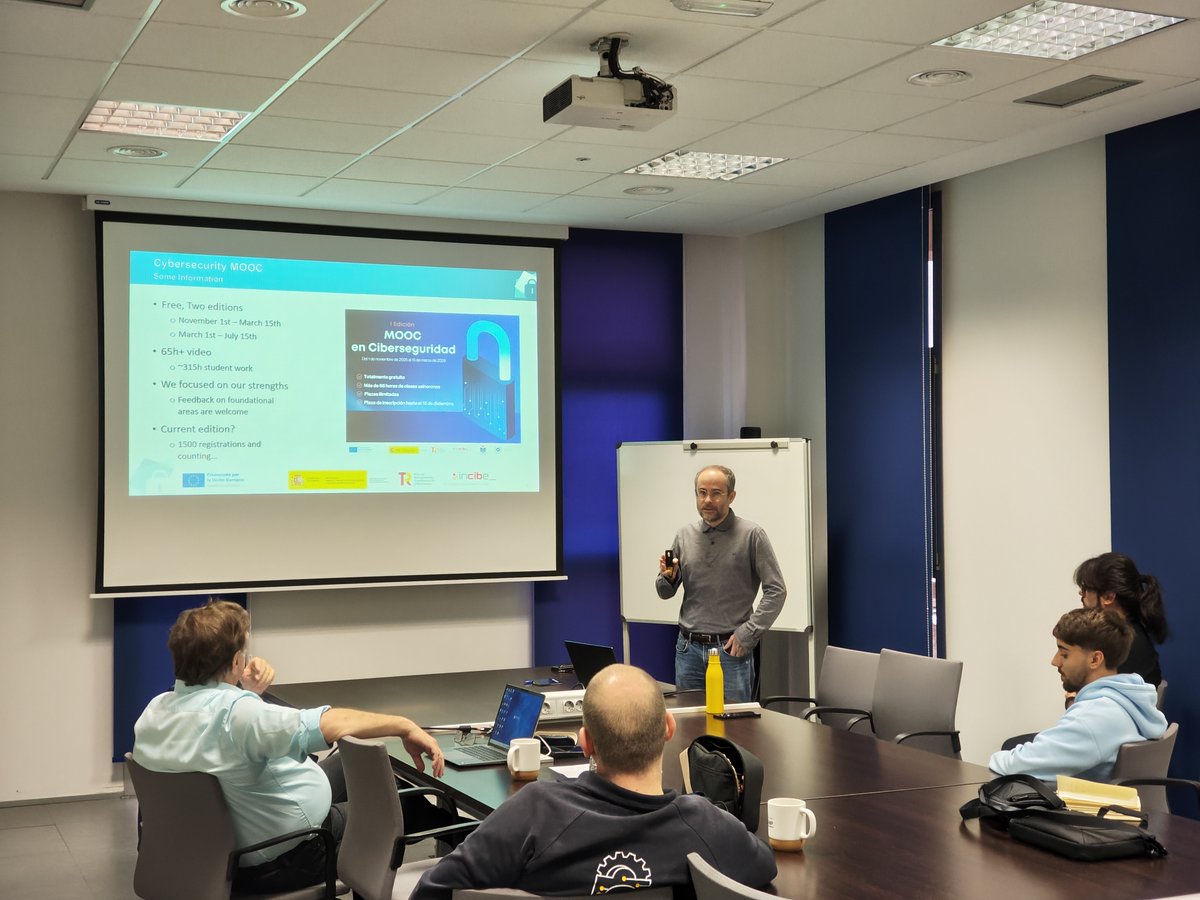🤝 Sigue la cooperación internacional en la #CátedrasCiber con profesorado de la <a href="/NTNU/">NTNU</a>, resultando en futuras mejoras para nuestro MOOC de Ciberseguridad. Financiado a través de <a href="/INCIBE/">INCIBE</a> con fondos #NextGenerationEU.