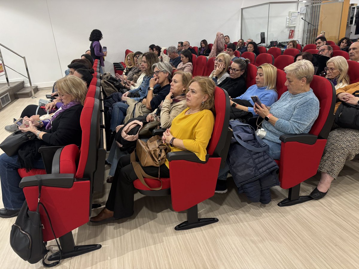 ➡️ #25N #EnsToca actuar per a transformar els centres de treball en espais segurs i lliures de violència. 
Estem a l’assemblea de CCOO PV
#TolerànciaZero front les violències masclistes