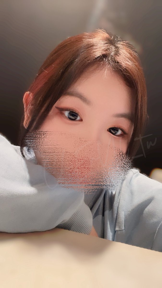 沒什麼文案
單純覺得化妝後的自己很美(=ﾟωﾟ)ﾉ

看自己漂漂亮亮的心情就會很好 https://t.co/FbwRxOPqHM