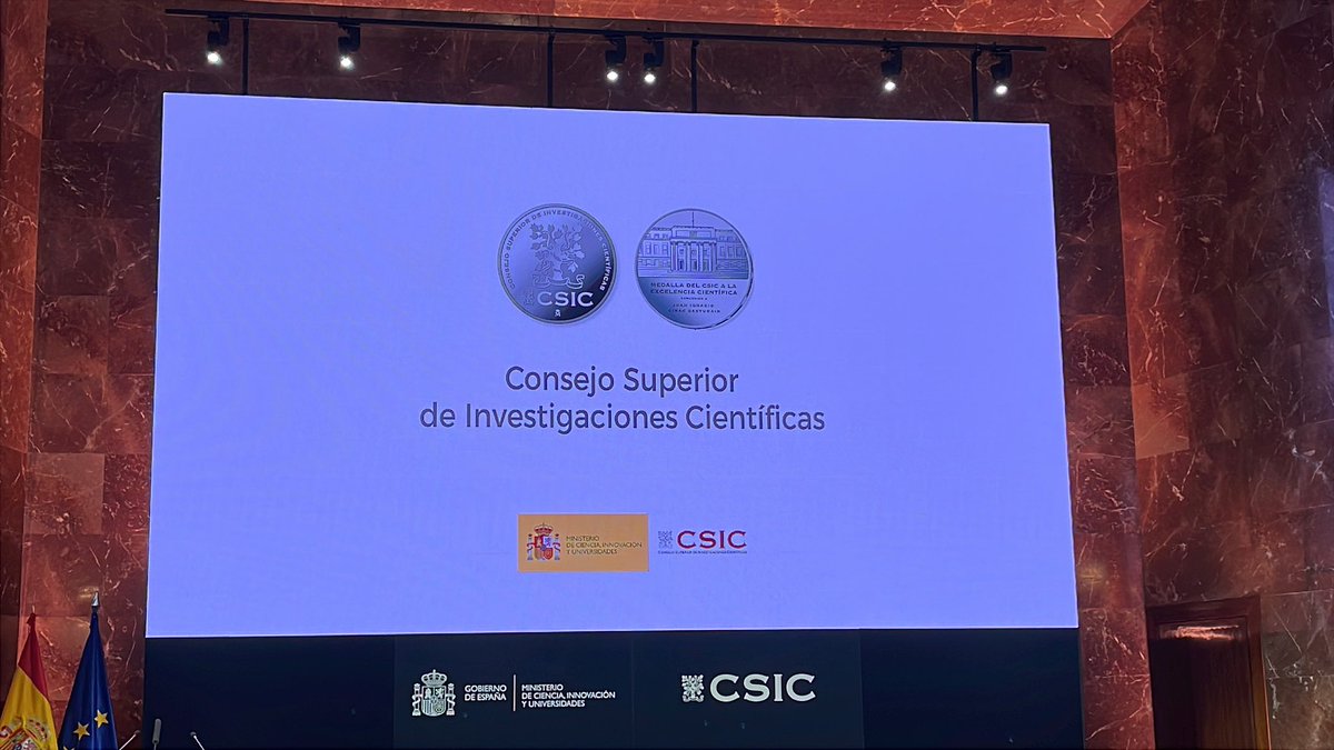 incarCSIC's tweet image. Fabián Suárez y @tvaldessolis asisten hoy y mañana en Madrid al encuentro de equipos de dirección del @csic en el que se entregará la medalla del CSIC a la excelencia científica al prof. JI Cirac