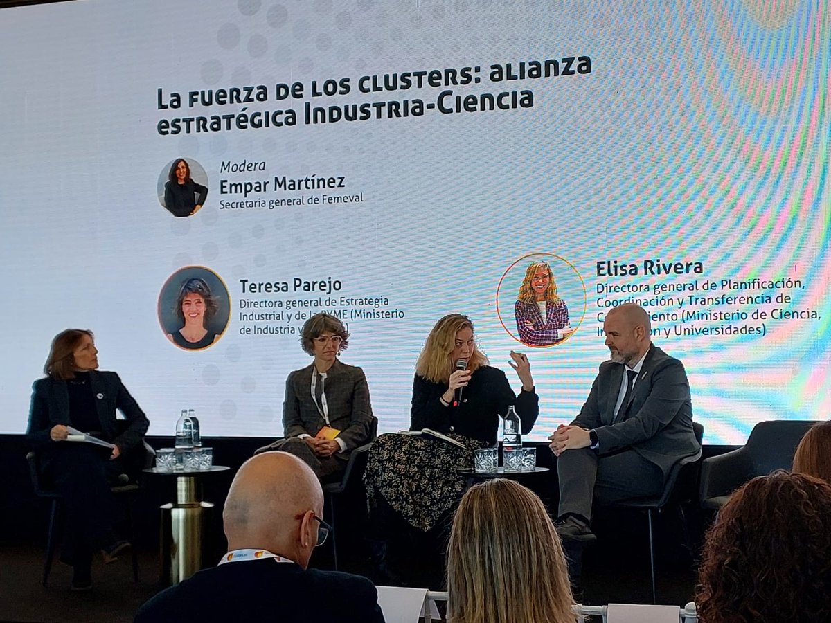 Vitartis's tweet image. Hoy estamos en el &quot;Congreso Nacional de Clústeres 2025&quot;, un espacio de diálogo para el impulso de la #innovación y la #competitividad.

@ClustersES

Se ha destacado el papel de los 122 clústeres y la importancia de fortalecer la coordinación entre la ciencia y la industria.
