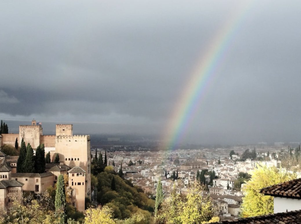 tiempo en Granada tweet media
