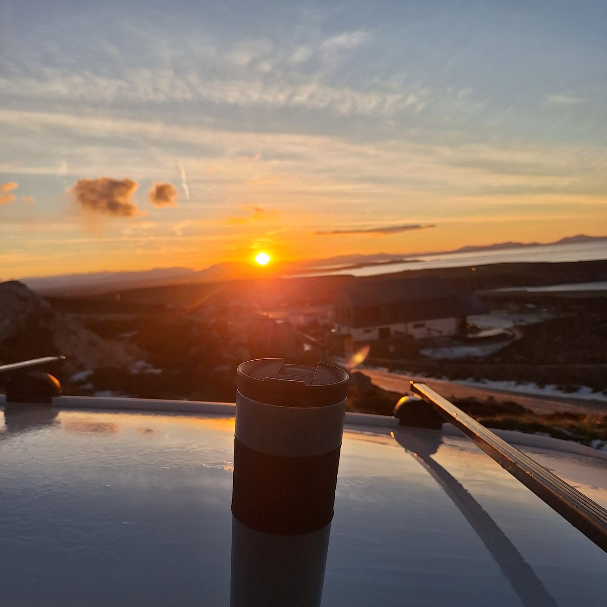 David E Williams tweet media