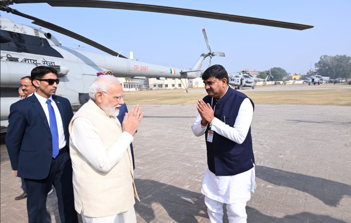 idharampalsingh's tweet image. आज मर्यादा पुरुषोत्तम प्रभु श्रीराम की पवित्र जन्मभूमि अयोध्या में विश्व के सर्वाधिक लोकप्रिय नेता, करोड़ों कार्यकताओं के प्रेरणास्रोत देश के यशस्वी प्रधानमंत्री माननीय श्री @Narendramodi जी का स्वागत किया।

#Ayodhya #NarendraModi