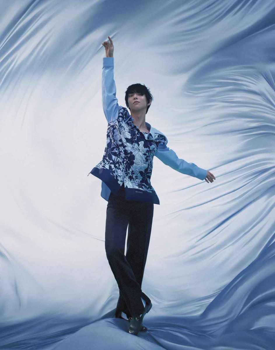 goatenchi's tweet photo. this might be the prettiest photoshoot he has ever taken https://t.co/jcbg4ZY2FS