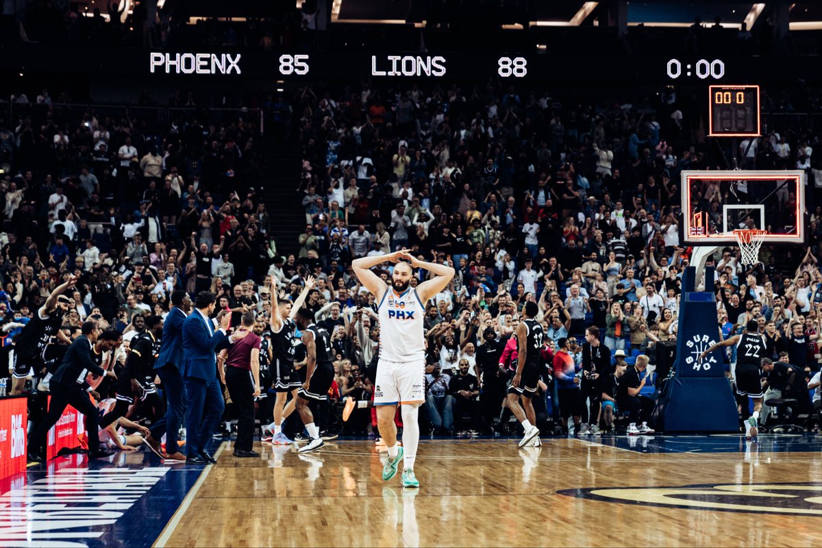 LondonLions's tweet image. 