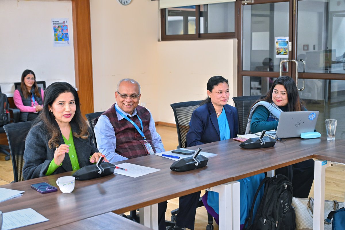 WHONepal's tweet image. During #WorldAMRAwarenessWeek, @WHONepal &amp;amp; Health Journalists Forum #Nepal engaged health journalists to strengthen #AMR understanding &amp;amp; promote responsible, evidence-based reporting. @WHO reaffirmed commitment to stronger media partnership to tackle #AMR: tinyurl.com/j2p86ubj