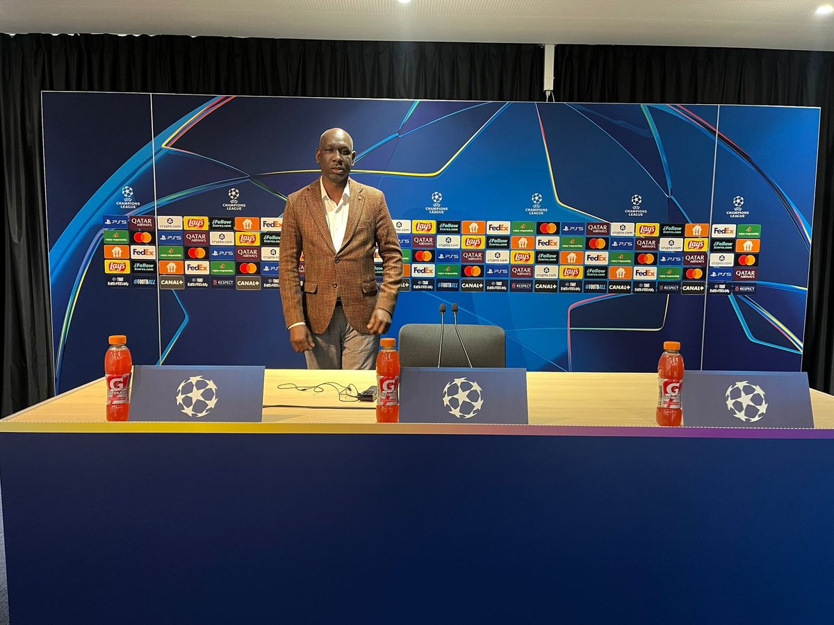 mauritaniefoot's tweet photo. Je retrouve le PSG sur le terrain, en pleine couverture de l’actualité à la veille du choc contre Tottenham, là où la passion se mêle au souffle du jeu et où chaque geste des joueurs raconte une histoire de courage et d’ambition.
#UCL #PSGTOT #PSGteam https://t.co/ZHBv5sbP7U