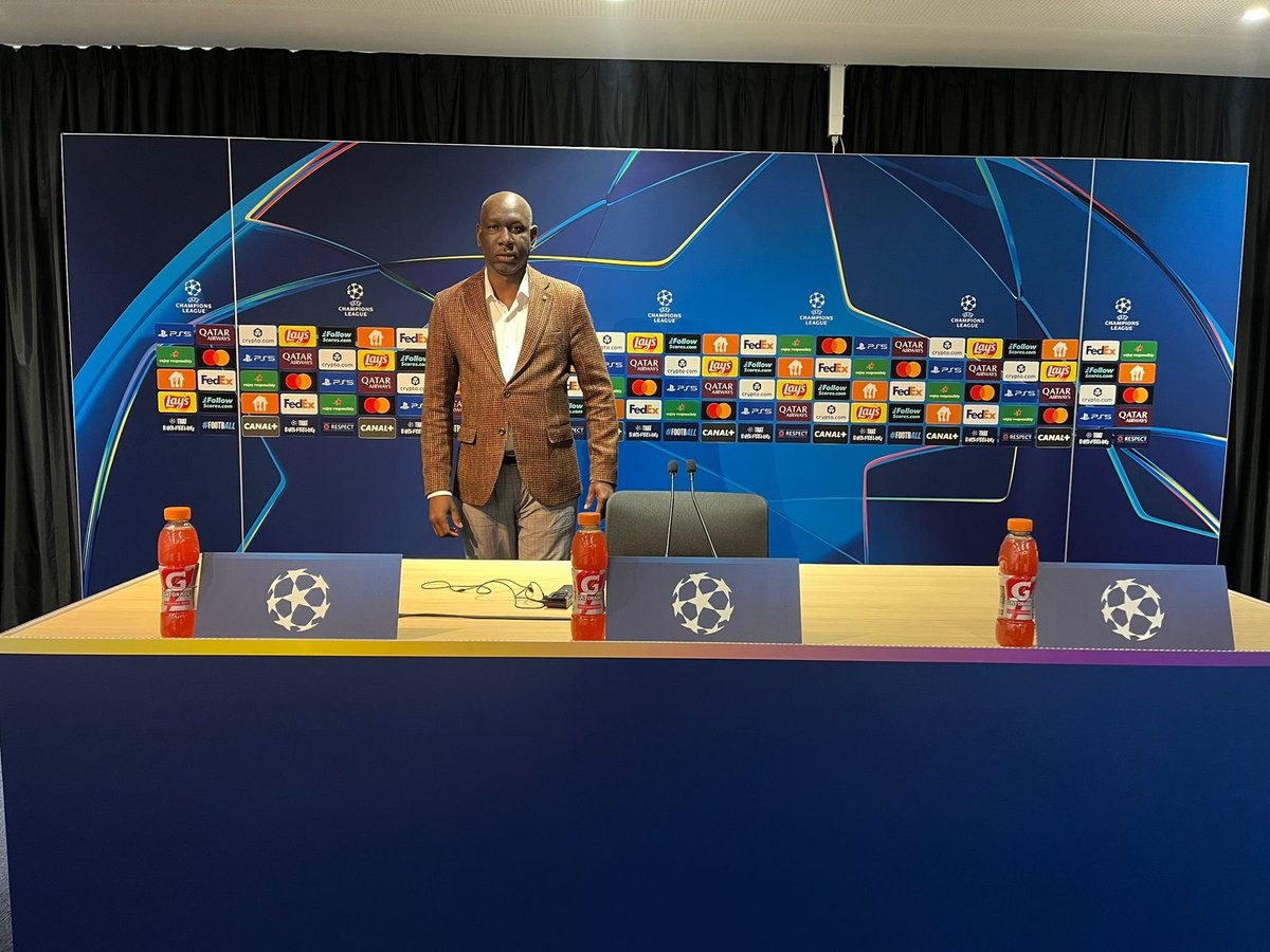 mauritaniefoot's tweet photo. Je retrouve le PSG sur le terrain, en pleine couverture de l’actualité à la veille du choc contre Tottenham, là où la passion se mêle au souffle du jeu et où chaque geste des joueurs raconte une histoire de courage et d’ambition.
#UCL #PSGTOT #PSGteam https://t.co/ZHBv5sbP7U