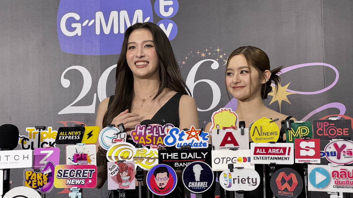 webstarupdate's tweet image. 📍Live สัมภาษณ์ #วิวมิ้ม

Link &amp;gt;&amp;gt; youtube.com/live/4-Vt5lojR…

VIEWMIM MAGIC MOMENT 
#ViewMim