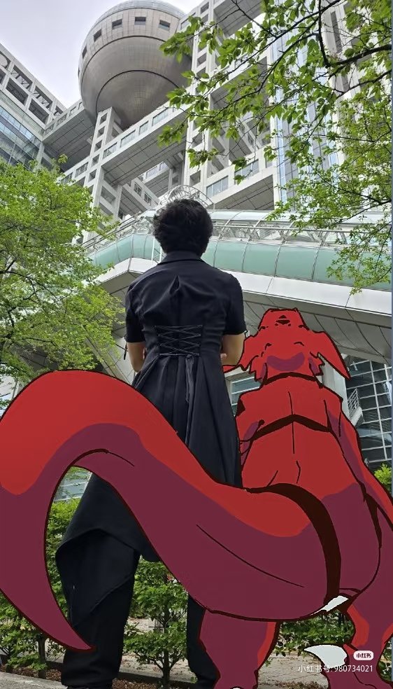 aventzero's tweet image. @Gualun1 drew me a picture of Guilmon gazing up at Fuji TV with me by my side. This is near the spot where Wizardmon blocked Vamdemon's attack for Tailmon.